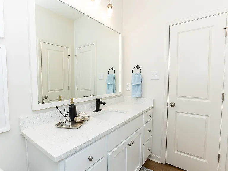 Sweetwater Point Cottages — Photo 11