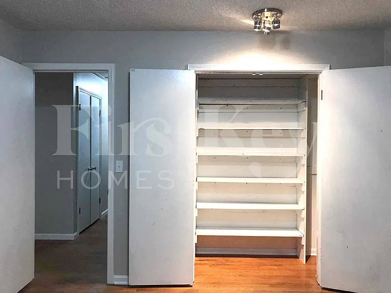 8802 W 95th Ter — Photo 14
