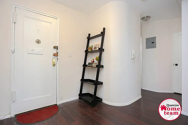 Sold by Keller Williams Realty Landmark II | media 27