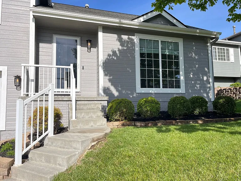 5964 S 186th Ave — Photo 33