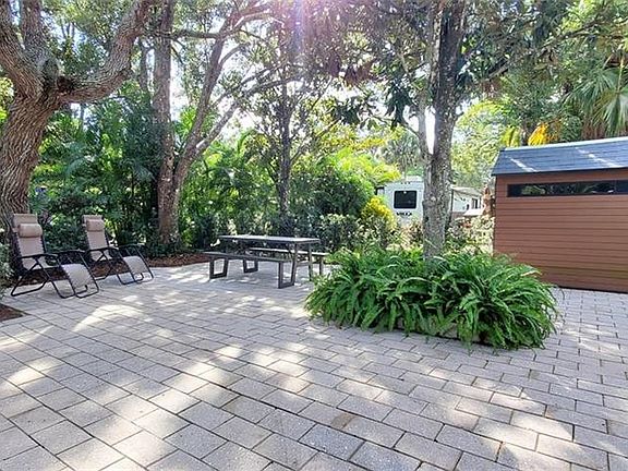 2nd image of 138 Stallion Ln