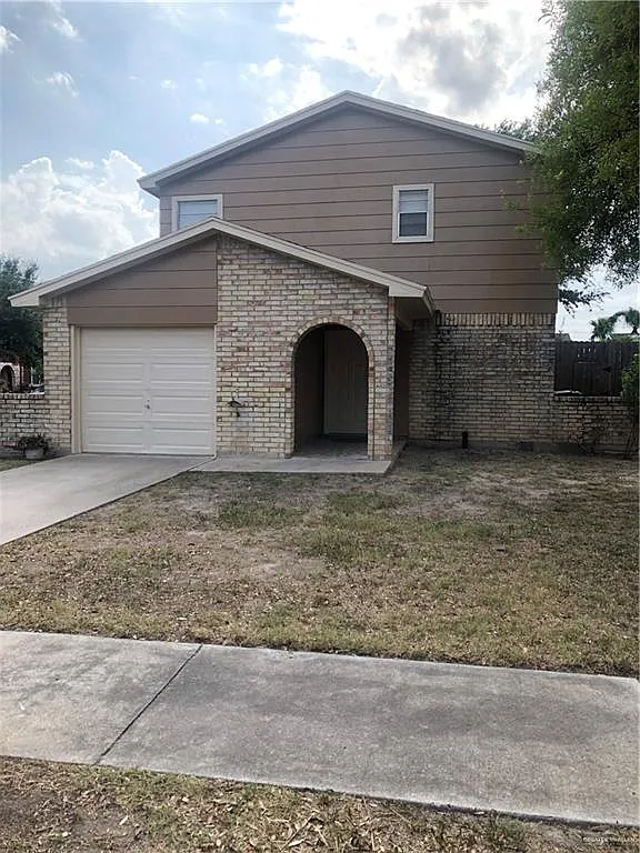 3 bed, 1.5 bath, 1075 sqft, $1,250 — Photo 1
