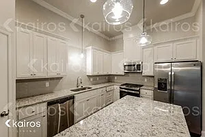 3 bed, 2.0 bath, 1728 sqft, $2,245 — Photo 2