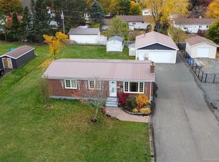 39 Laurelle Ave, Moncton, NB E1G 1G2