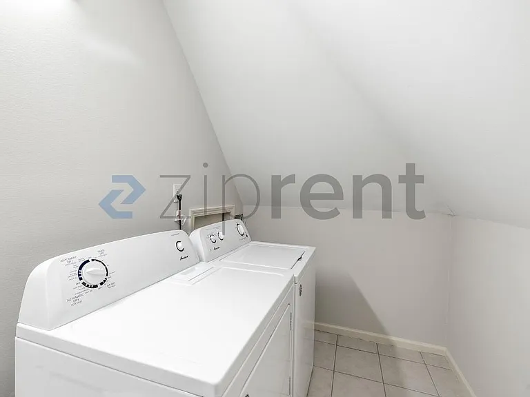 2801 Spreading Oaks Dr NW #STUDIO — Photo 14