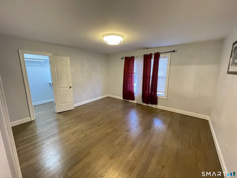 111 Vanguard St — Photo 3