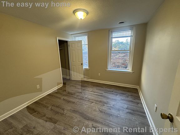 4th image of 4 Douglass St #2