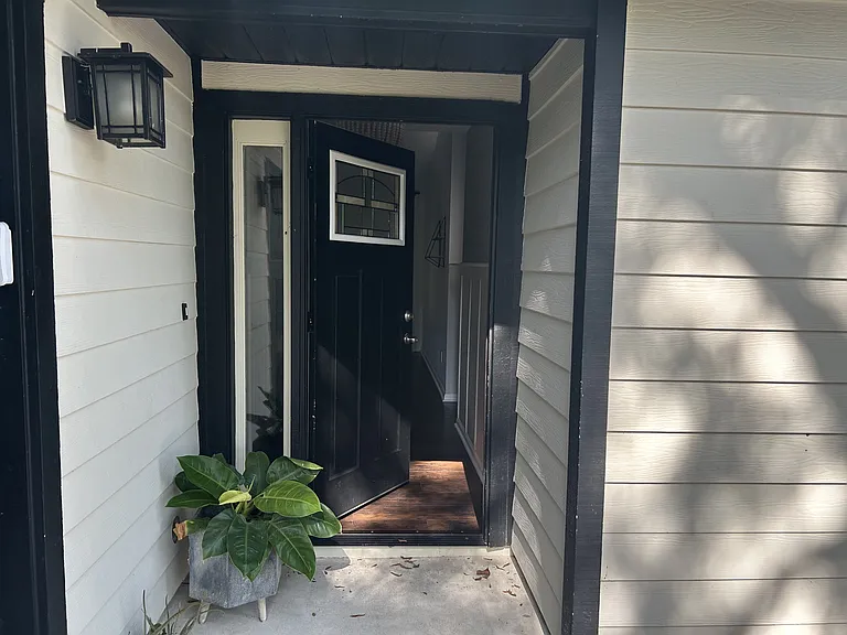 1404 San Jose Rd — Photo 2