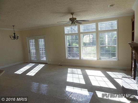 3rd image of 10 Shauns Ln