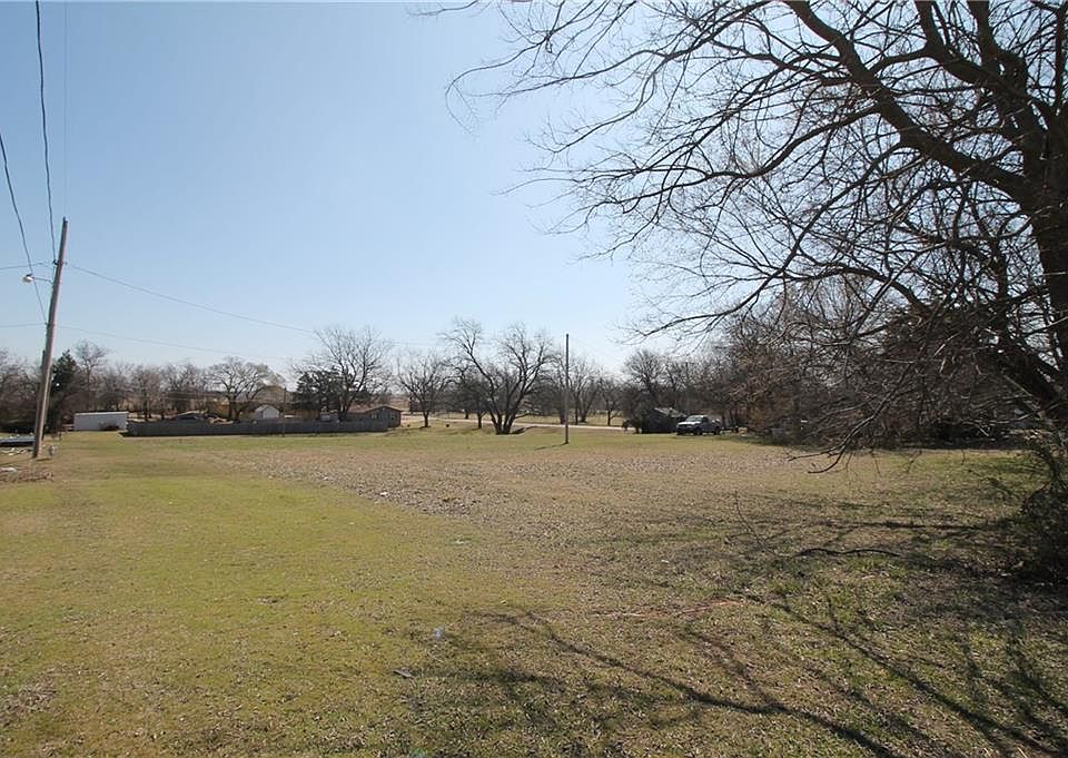1st image of 2203 Ellis Dr Lot 10 & 11