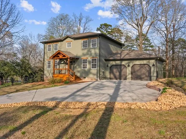 261 Langston Dr NE, Calhoun, GA 30701