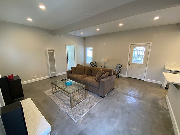 2nd image of 3218 W 185th St