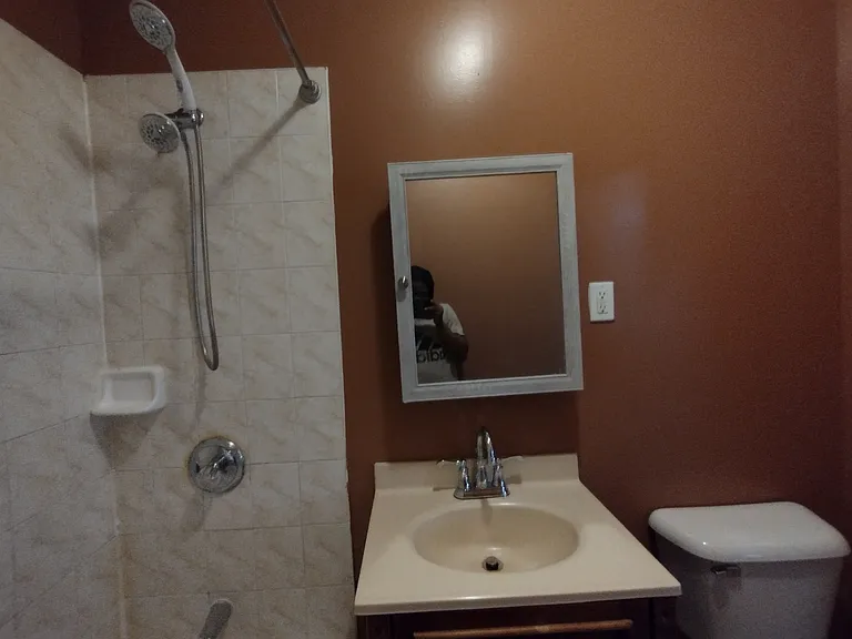 1478 E 93rd St #1 — Photo 35