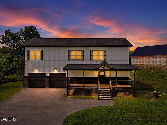 5th image of 3239 Sybill Lee Ln