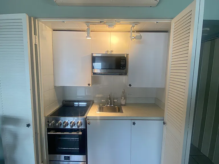 16400 Gulf Blvd #707 — Photo 12