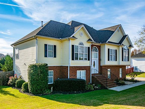 2nd image of 4927 N Planters Way #A