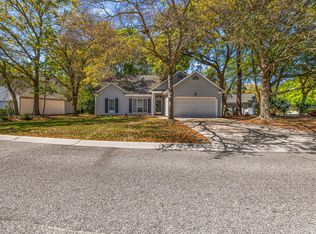 1971 Oak Tree Ln, Mount Pleasant, SC 29464