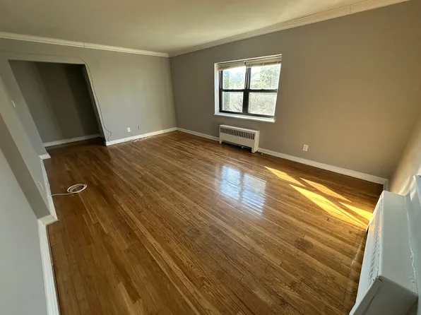 (undisclosed Address), Linden, NJ 07036