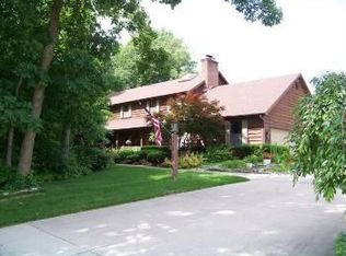 2710 Chichester Ln, Fort Wayne, IN 46815