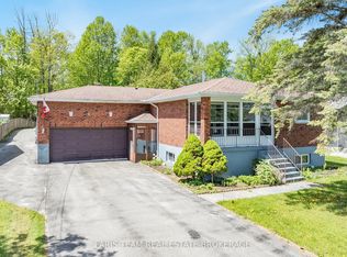 466 Trillium St, Tay, ON L0K 2A0