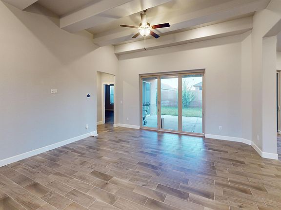 4th image of 2021 E Highwood Ave