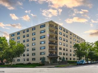 25 Grand Ave, Hackensack City, NJ 07601