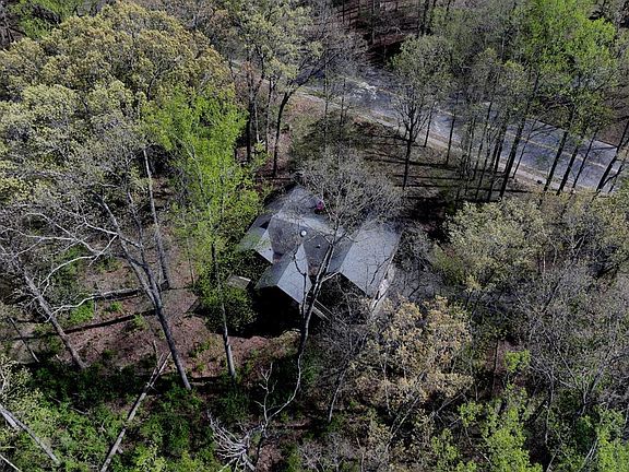 3rd image of 2130 Burnt Bridge Rd