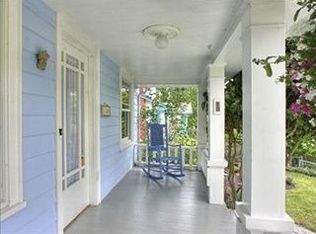 11050 34th Ave NE, Seattle, WA 98125