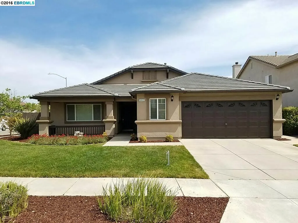 502 Susie St photo 1