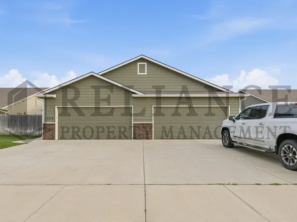 452 S Longbranch Dr, Maize, KS 67101