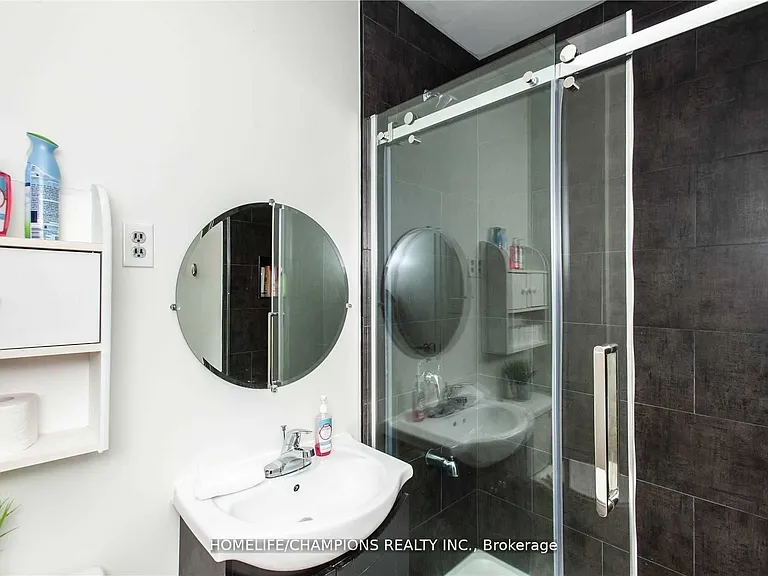 106 Lamb Ave — Photo 8