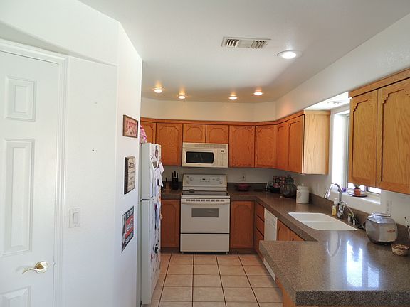 2nd image of 3408 Tarpon Dr