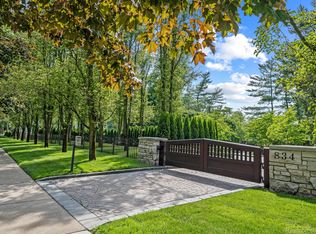 834 Southfield Rd, Birmingham, MI 48009