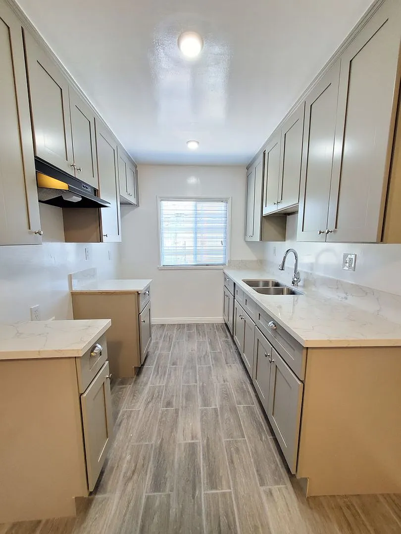 1 bed, 650 sqft, $1,900 — Photo 3