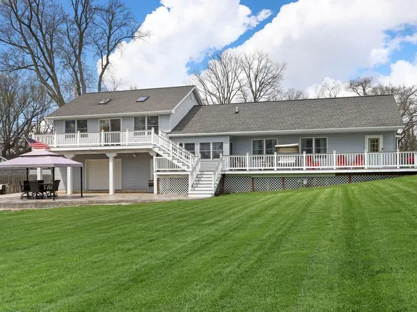 7512 336th AVENUE, Burlington, WI 53105