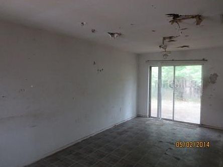 2nd image of 1005 Amble Ln