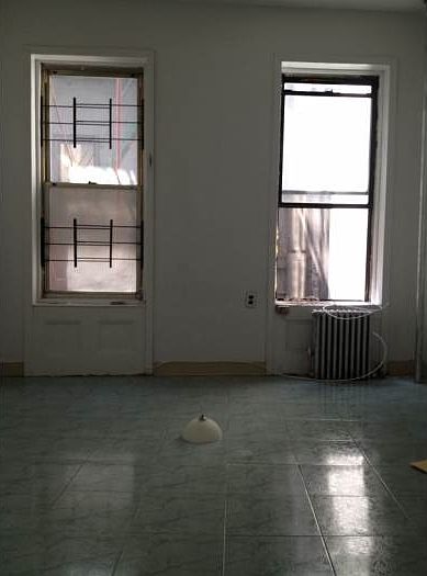 1st image of 55 Bayard St APT 4