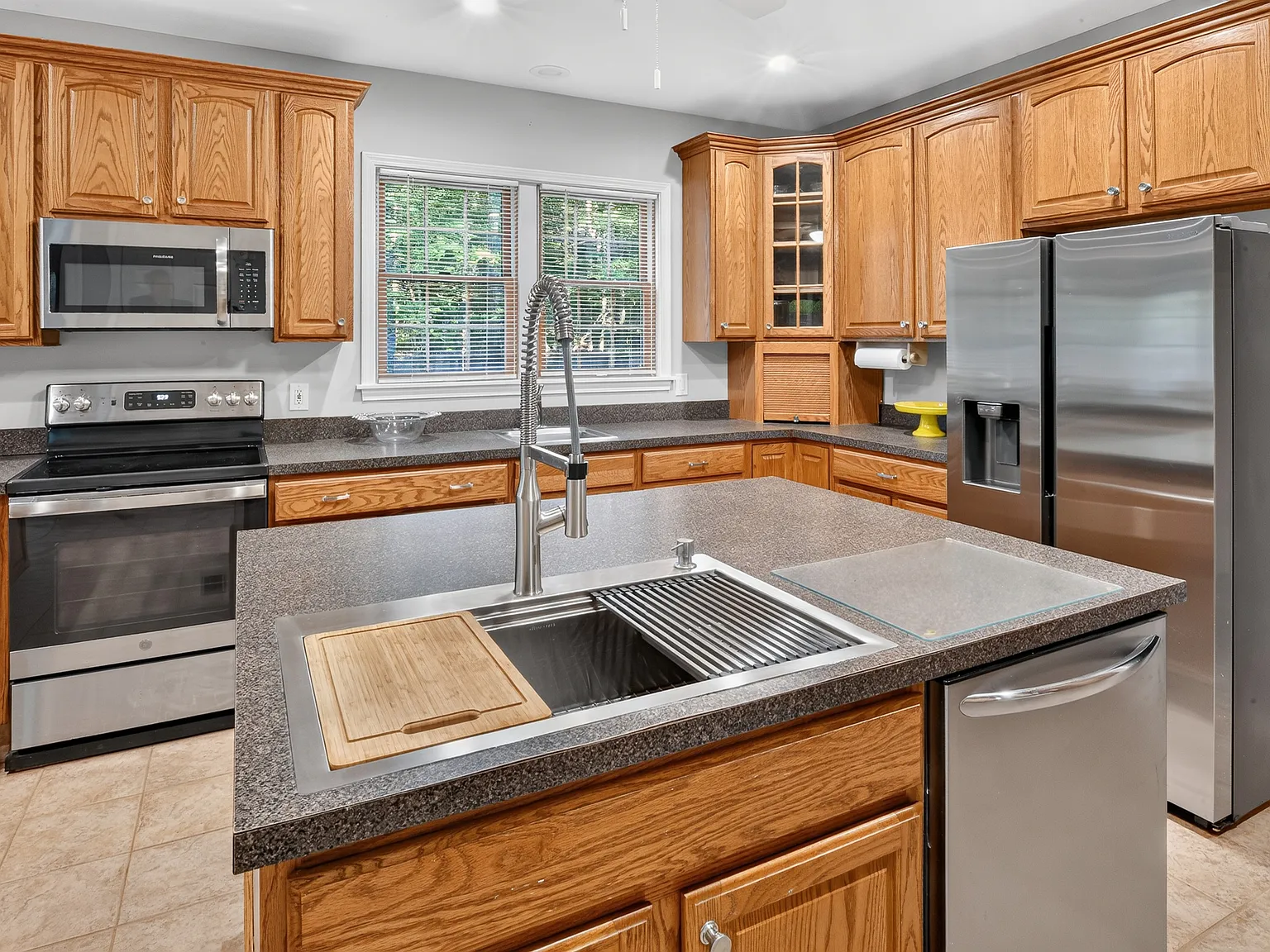 Spacious And Serene In Sag Harbor — Photo 3