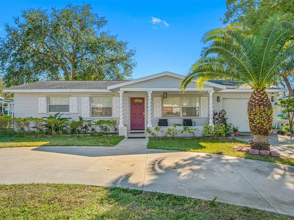 6086 46th Ave N, Kenneth City, FL 33709