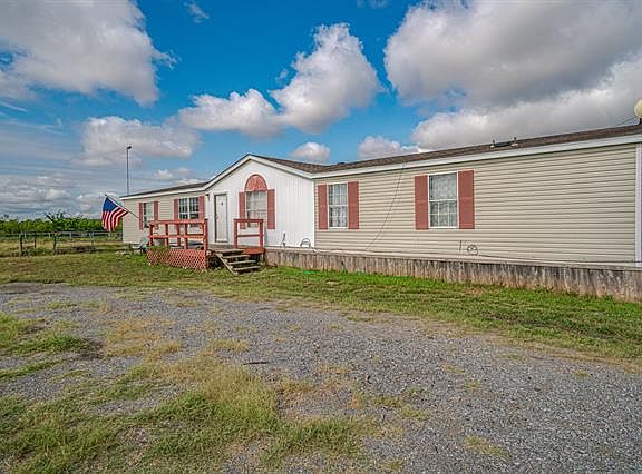 2nd image of 5772 County Road 2646