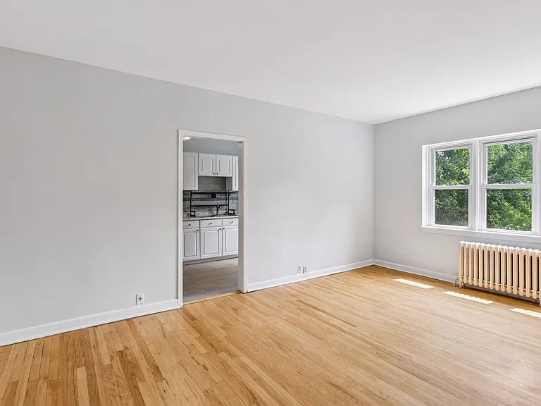 3128 W Bde Maka Ska Blvd #415 — Photo 1