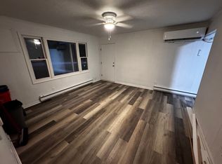 1457 W Lake Rd APT 2, Murphysboro, IL 62966