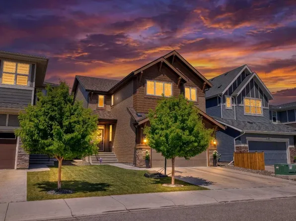 15 S Tuscany Ridge Mnr NW, Calgary, AB T3L 0E4