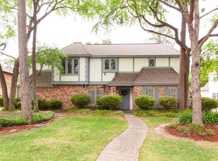 12118 Normont Dr, Houston, TX 77070