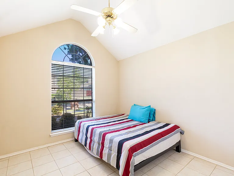 6912 Harvey Ln — Photo 17