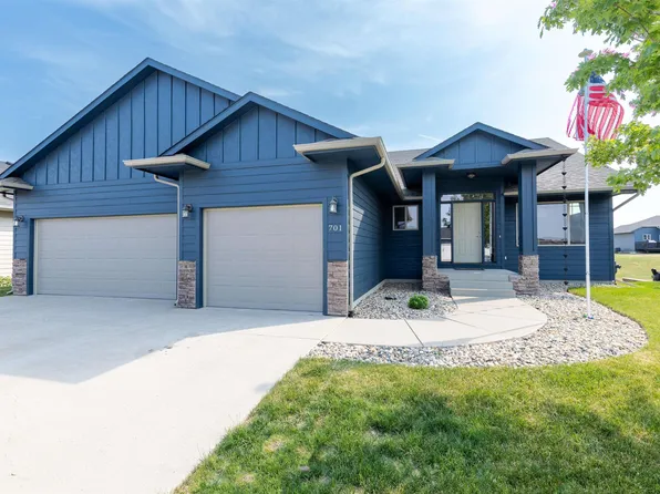 701 Brannon Dr, Harrisburg, SD 57032