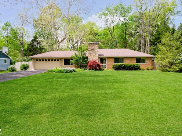 8808 Manderley Dr, Indianapolis, IN 46240