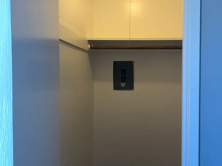 251 San Marco Ave #4 — Photo 6