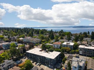 Villa Andora in West Seatte, Seattle, WA 98116
