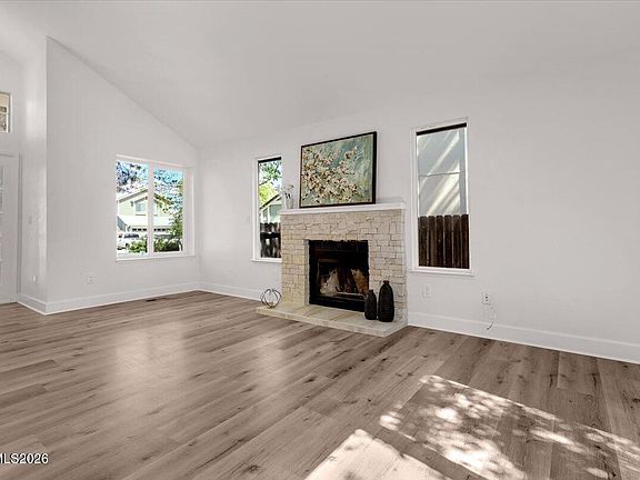 4th image of 2750 Pajaro Pl